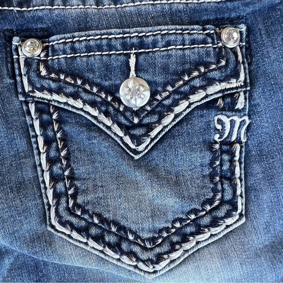 Miss Me Raleigh Bootcut Mid Rise Jean Jewel Bling Embellished Saddle Stitch 26 - Picture 8 of 16